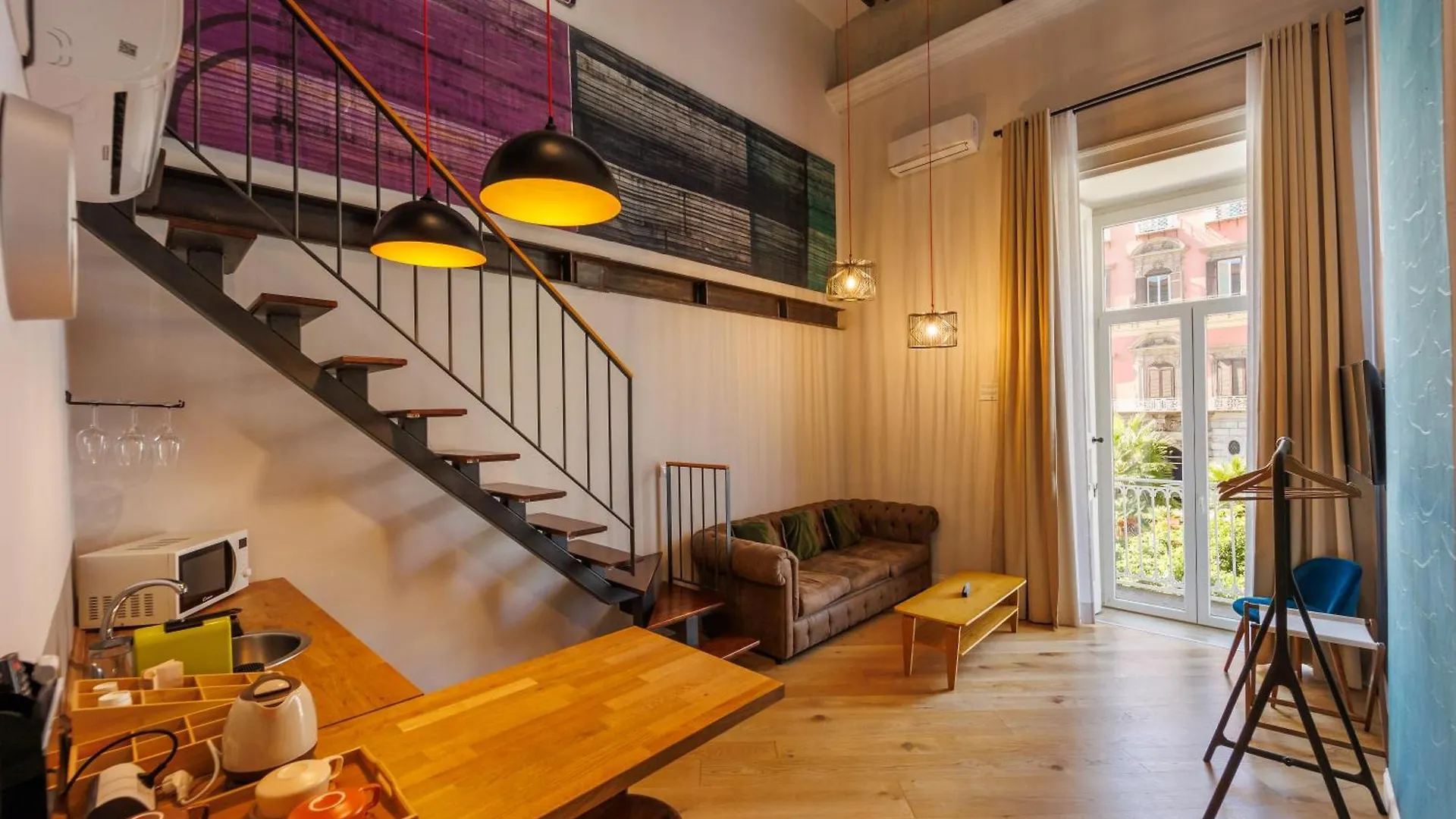 Bed and Breakfast The Dante House By House In Неаполь