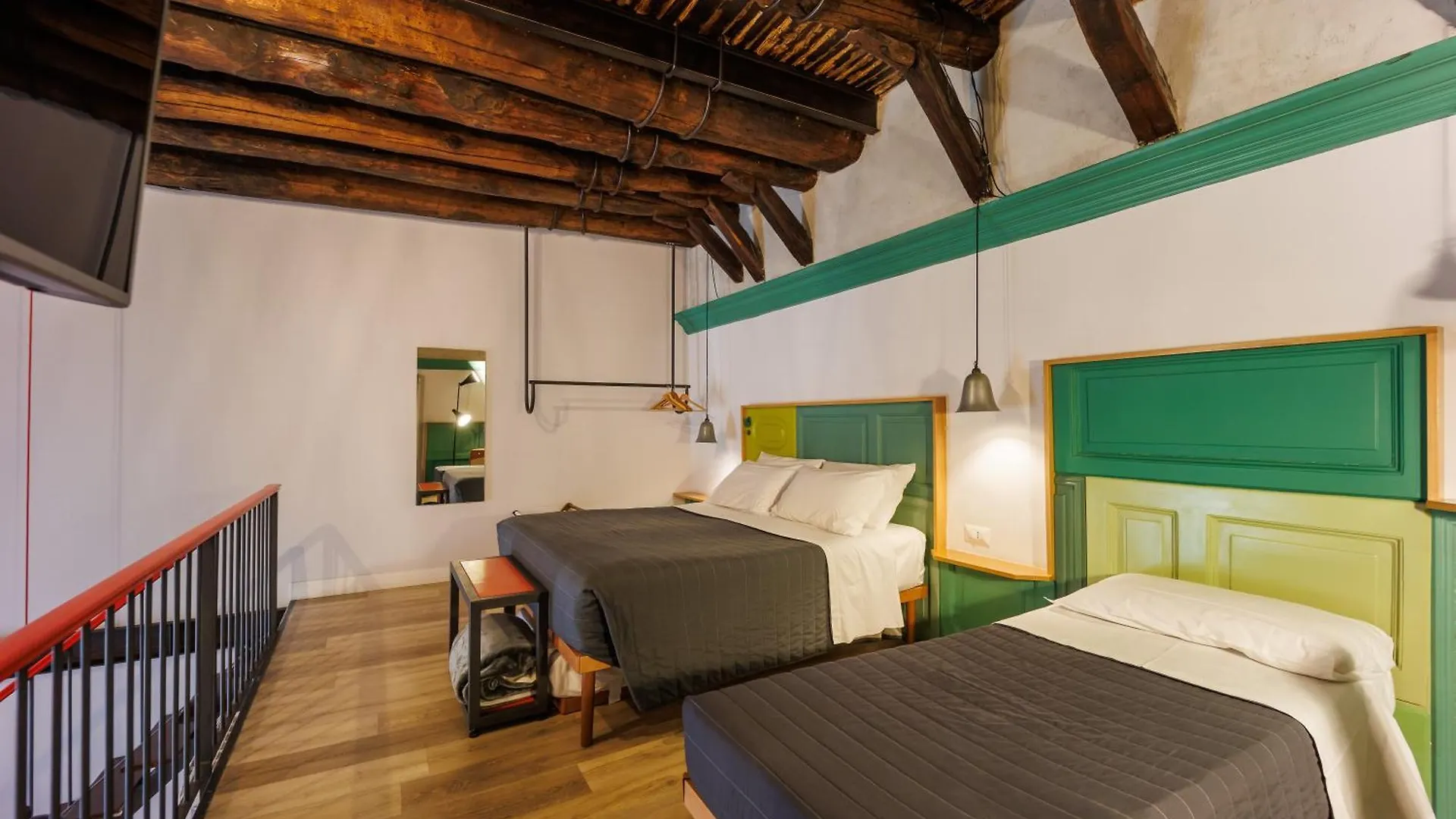 Bed and Breakfast The Dante House By House In Неаполь Отель типа 