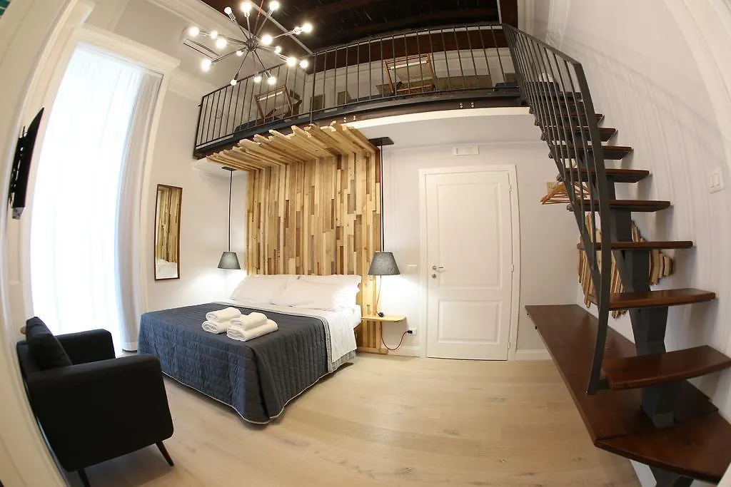 Bed and Breakfast The Dante House By House In Неаполь Отель типа 