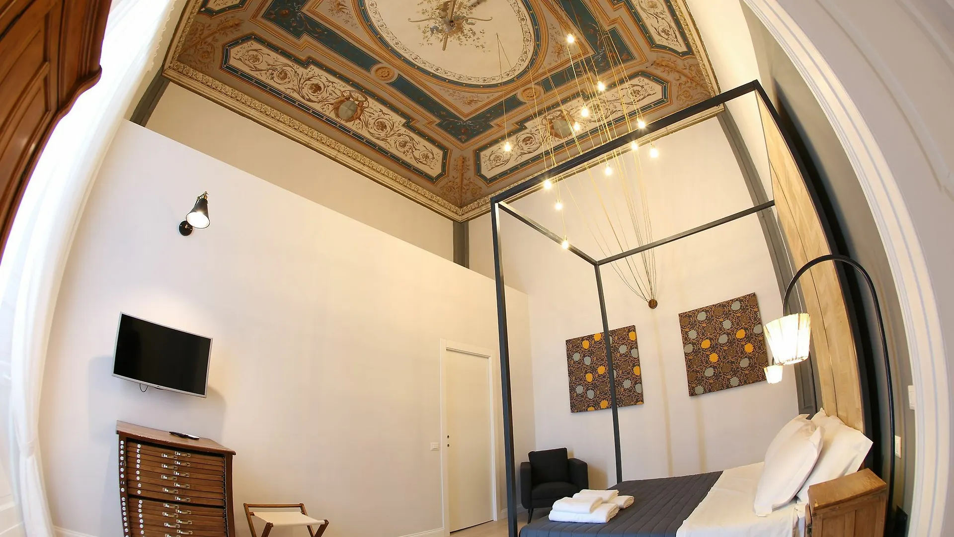 Bed and Breakfast The Dante House By House In Неаполь Отель типа 