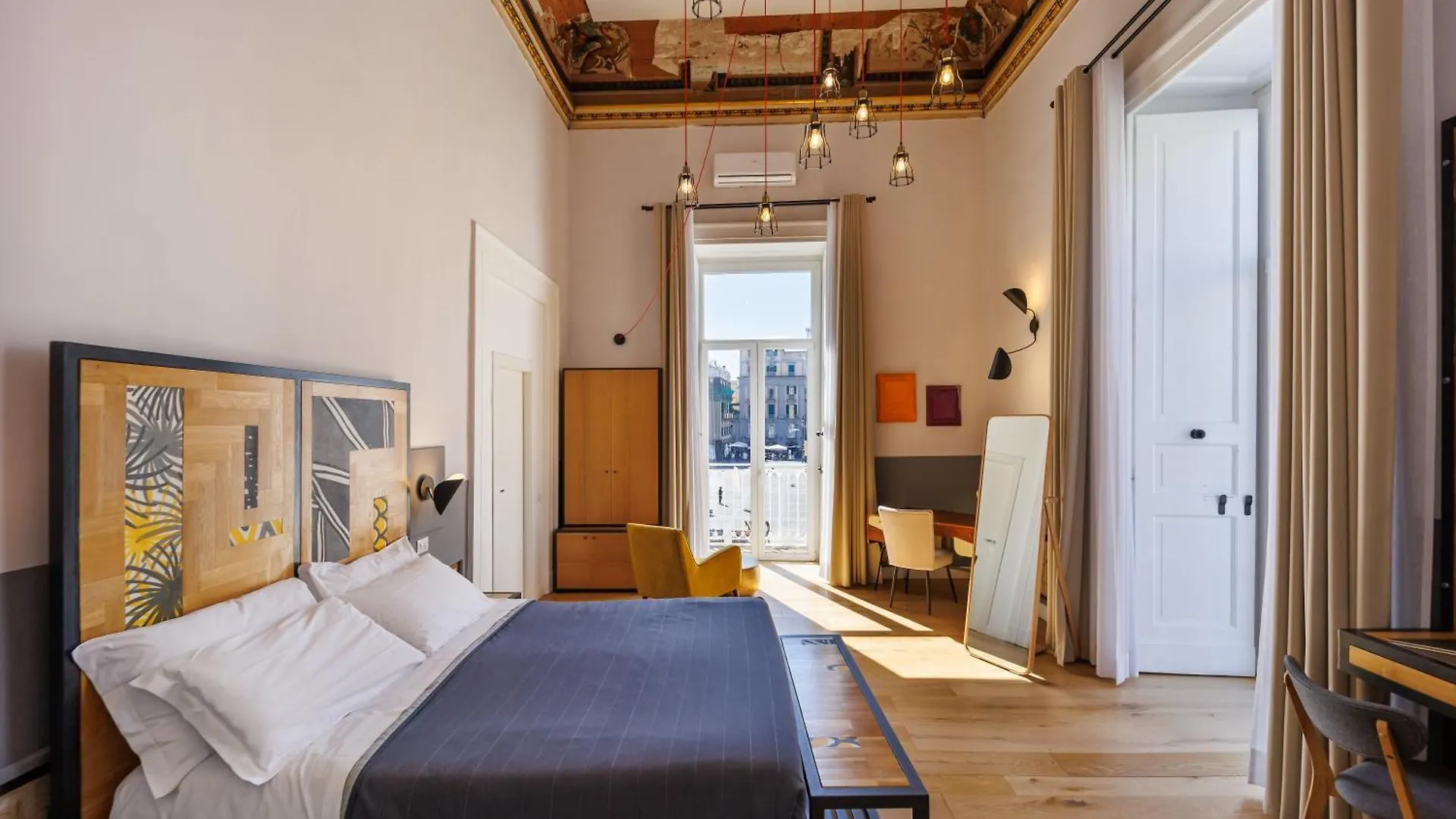 The Dante House By House In Naples Bed & Breakfast